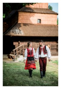 Svadobný fotograf Humenné, Vranov - Matúš Vencúrik, fotenie v kroji